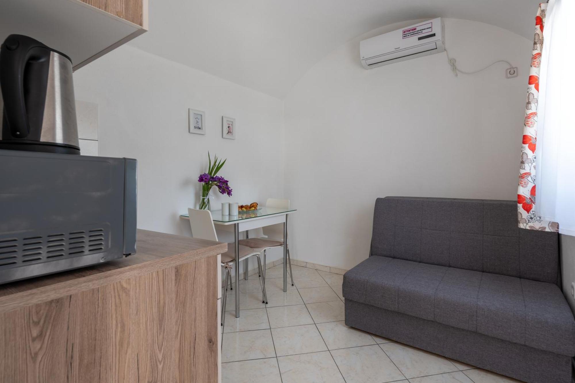 Apartmani Livaja Plano Eksteriør billede